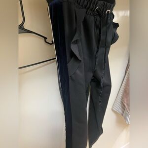 Ruffle pants blue striped